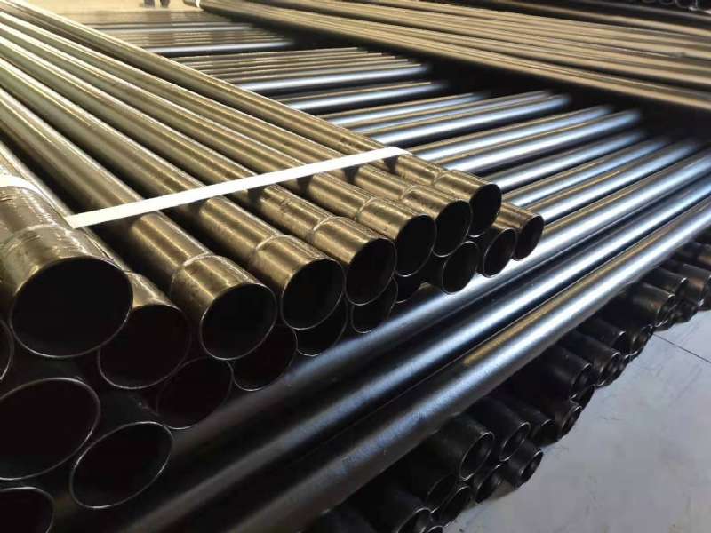 �����׹܏S��